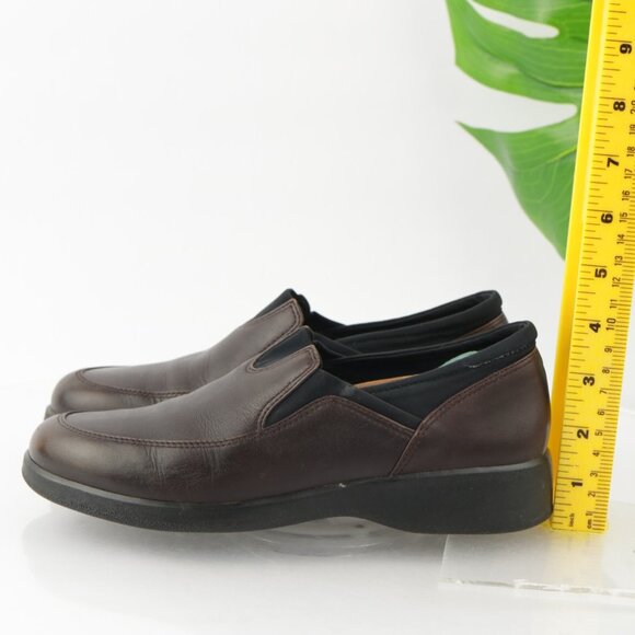 Clarks Womens Slip On Shoe Size 6 Brown Leather Elastic Sock Loafer Flats Comfy - Picture 5 of 10